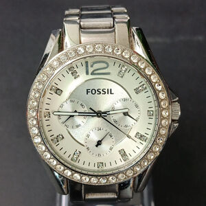 Fossil Riley ES3202 Women 37mm Stainless Steel Analog Dial Quartz Watch Chips